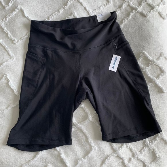 NWT Old Navy PowerSoft side pocket bike shorts - Picture 2 of 4